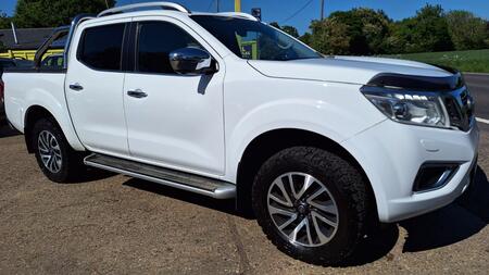 NISSAN NAVARA 2.3 dCi Tekna 