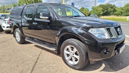 NISSAN NAVARA 2.5 dCi Visia