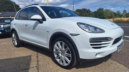 PORSCHE CAYENNE 3.0 TD V6
