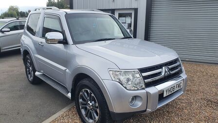 MITSUBISHI SHOGUN SWB DI-D GLX WARRIOR