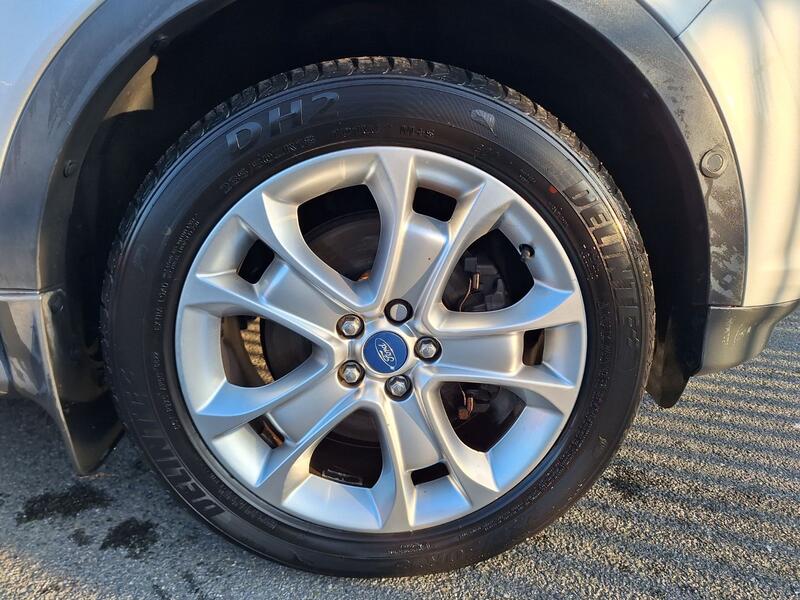 FORD KUGA