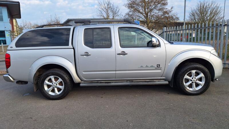 NISSAN NAVARA