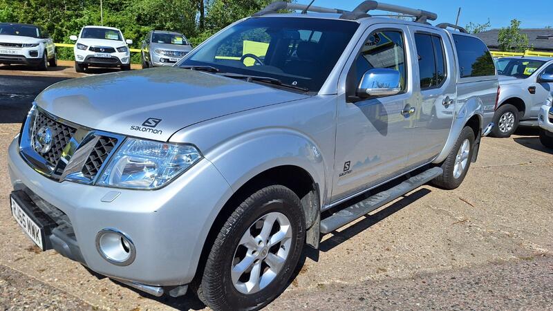 NISSAN NAVARA