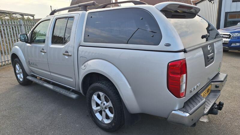 NISSAN NAVARA