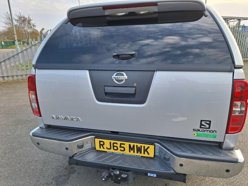 NISSAN NAVARA