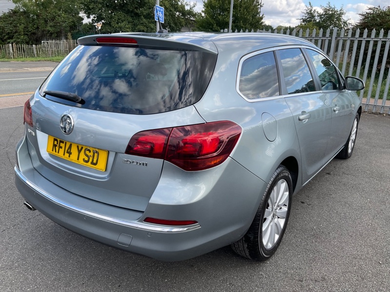 VAUXHALL ASTRA